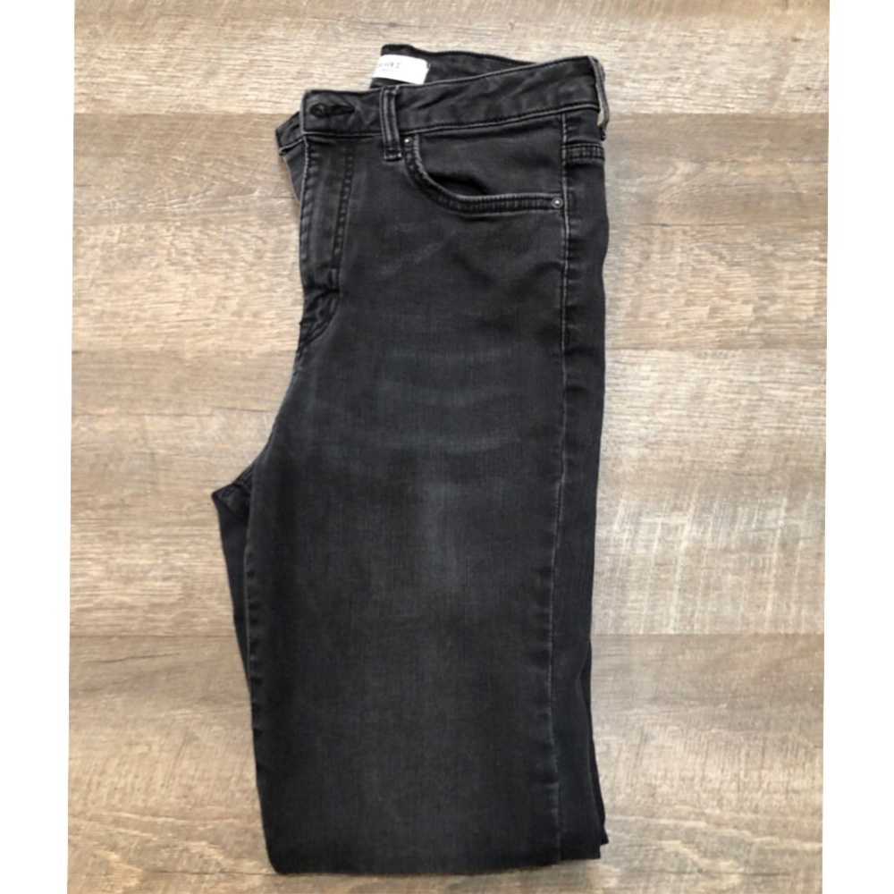 Forever 21 Black Faded Skinny Jeans